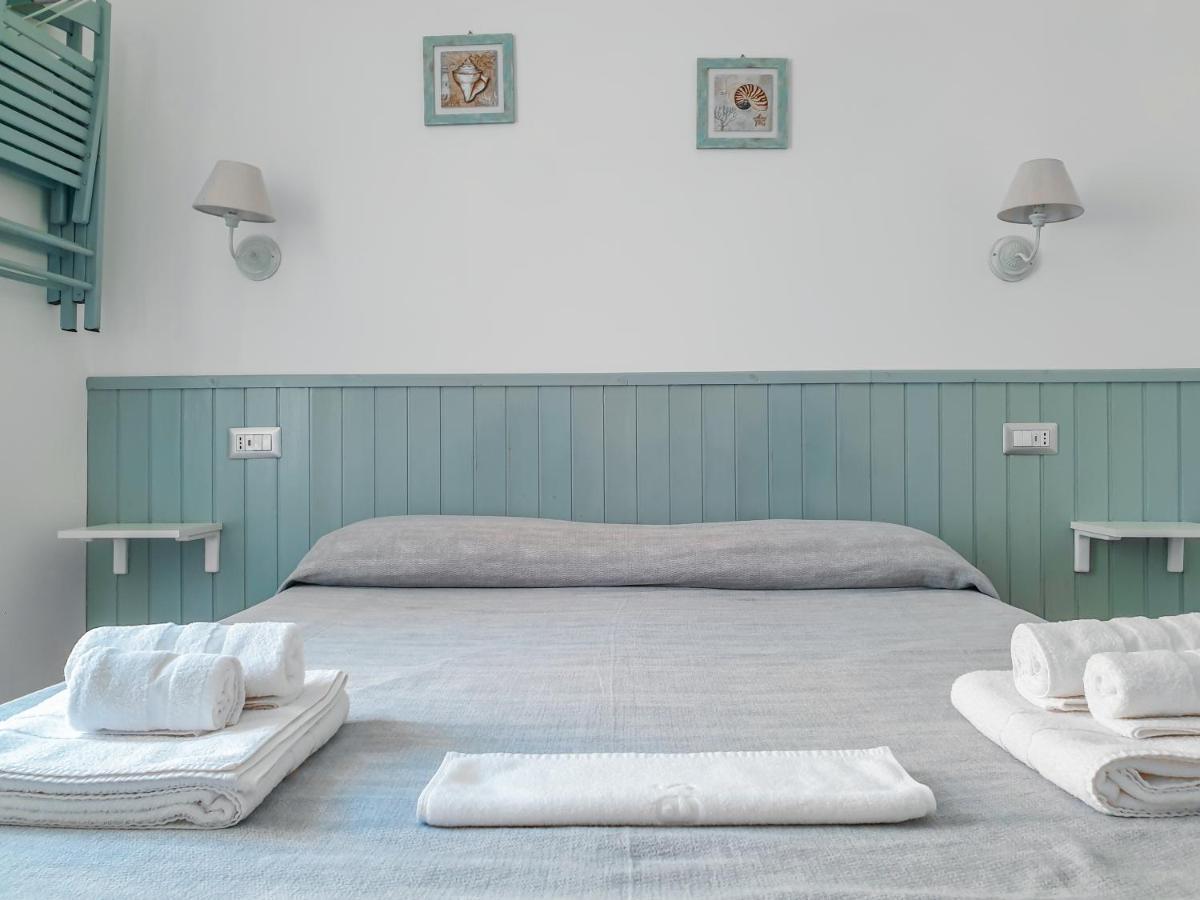 Dafni E Naide Bed and Breakfast Cefalù Exteriör bild
