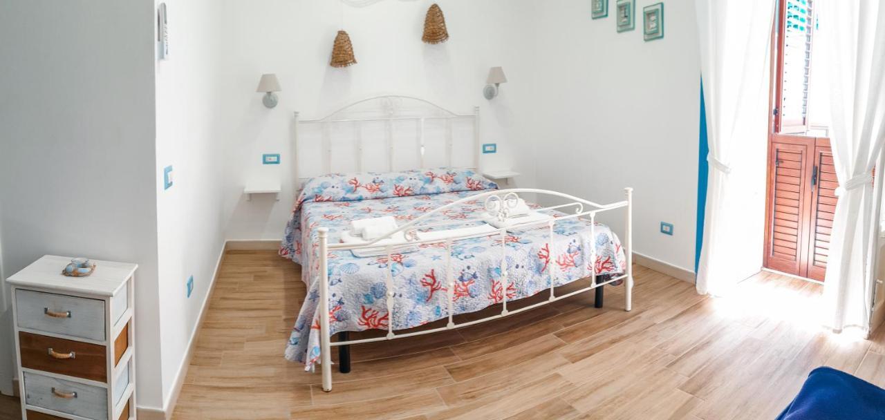 Dafni E Naide Bed and Breakfast Cefalù Exteriör bild