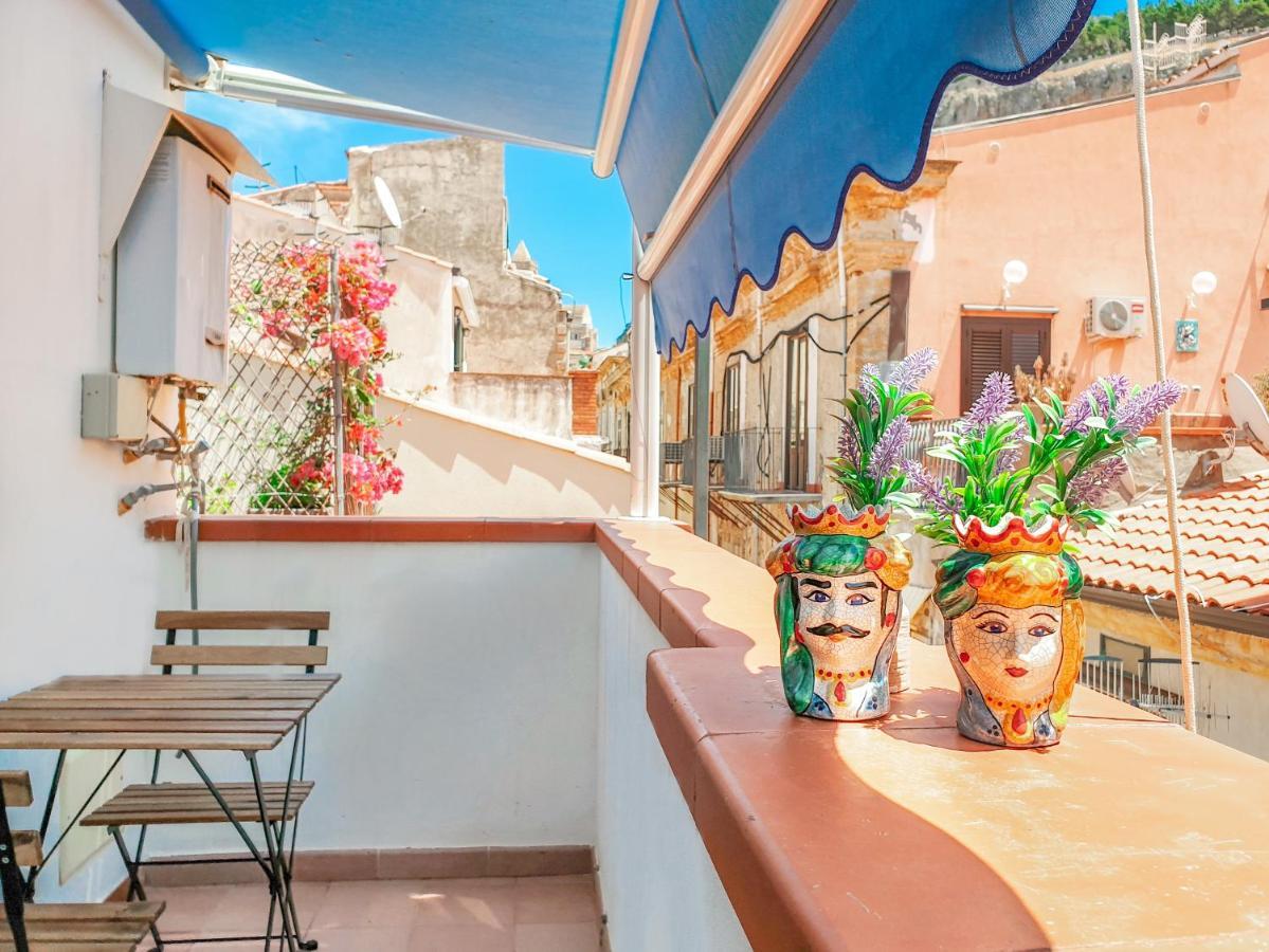 Dafni E Naide Bed and Breakfast Cefalù Exteriör bild