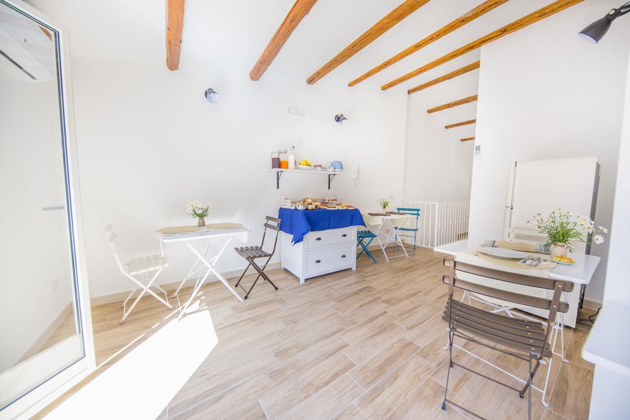 Dafni E Naide Bed and Breakfast Cefalù Exteriör bild
