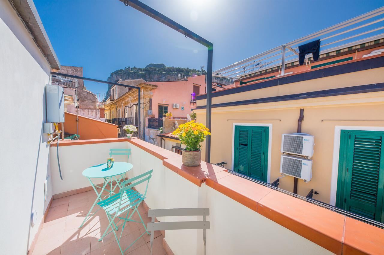 Dafni E Naide Bed and Breakfast Cefalù Exteriör bild